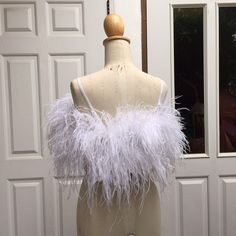 "Winnie white feathers top,cocktail party dress, gift for her,feathers top for birthday party 🌸Made to order for every sizes 🌸Please check my sizes chart before ordering (USA/UK/EU/AU) 🌸if not fit in my size chart please measurement your bust and waist 🌸Length of this top is almost your waist over the belly button 🌸The straps can be take off And there is a zipper on the back 🌸Top made with ostrich feathers 🌸Color: more than 18 colors 🌸Dry clean only SGinstar Size Guide UK4/US0/EU32/AU4 B White Fitted Top For Costume Party, Elegant Party Top With Feather Trim, Elegant Party Tops With Feather Trim, White Top For Summer Costume Party, Summer Evening Tops With Feather Trim, Evening Tops With Feather Trim For Summer, Summer Party Tops With Feathers, Fitted Party Tops With Feather Trim, White Party Tops