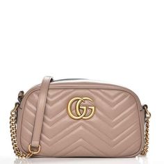 Gucci Marmont Camera Bag Matelasse GG Small Dusty Pink Beige Gucci Bag, Gucci Marmont Camera Bag, Gucci Marmont Bag, Gucci Marmont, Gucci Bags, Colorful Handbags, Buy Gucci, Gucci Gg Marmont, Perfect Handbag