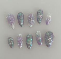 purple, iridescent, 3d, bow and flower nails Purple 3d Nail Designs, Iridescent Flower Nails, 3d Purple Nails, Purple 3d Nails, Purple Nails 2024, Purple Green Nails, Cherry Nail Designs, Iridescent Nails, Cherry Nail