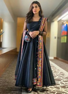 Heavy Dupatta, Iqra Aziz, Mens Kurta, Pakistani Fashion Party Wear, Salwar Kamiz