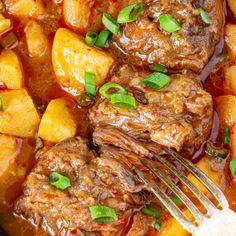 Oxtail Soup - Delicious and Comforting Korean Oxtail, Korean Oxtail Soup, Oxtail Soup, Purple Clover, Oxtail Recipes, Beef Steak Recipes, Carrot Cupcake, Football Party Food, African Recipes