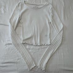 Open To Offers- Drop Off In 24 Hrs Of Purchase Brand New Never Worn The Og Tee Collection - Aero - Shrunken Tee Size Xs Fits As An Extra Small Super Cute Pointelle Design Good For Layering, Cropped And Lettuce Edge Along Bottom High Neckline Fall Cropped Y2k Tops, Cropped Y2k Tops For Fall, Y2k Ribbed Tops For Spring, Y2k Ribbed Crew Neck Top, Ribbed Cotton Crop Top, Casual Fitted White Crop Top, White Fitted Casual Crop Top, Casual White Fitted Crop Top, Shoes Wishlist