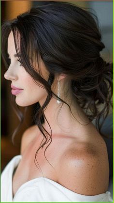 High Neck Dress Hair, Hair Updo Ideas, Strapless Dress Hairstyles, Updo Ideas, Haircut For Square Face, Fishtail Braids, Elegant Bun, French Twists, Wedding Hair Up