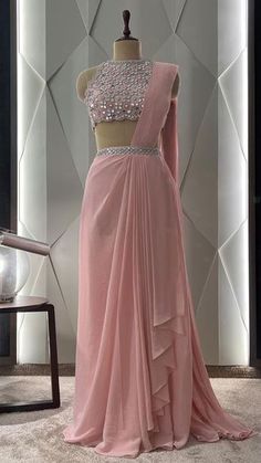 Modern Indian Bridesmaid Dresses, New Traditional Dress Design, Gown Design For Women, Fancy Tops For Women Style, Dress For Indian Wedding, Gown Designs Indian, Dress From Saree, Designer Wear Dresses, Drape Dresses Indian