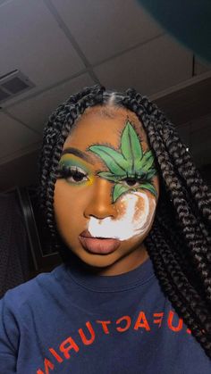 Makeup Looks For Stoners, Cute Face Makeup For Halloween, Easy Face Art Makeup, Cute Makeup Looks Halloween, Makeup Looks Designs, Colorful Halloween Makeup Looks, Cute Easy Halloween Makeup Looks, Face Painting Designs Creative For Women, Superhero Makeup Easy