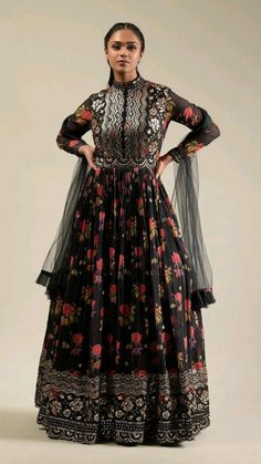 Designer Anarkali Dresses Party Wear, Anarkali Dress Simple, Anarkali Dress Party Wear, Long Anarkali Gown, Net Gowns, Designer Anarkali Dresses, Butterfly Net, Wedding Gown Brand, Gown Party Wear