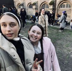 the nun 2 behind the scenes
taissa farmiga
katelyn rose downey
anna popplewell
sophie the nun 2
sister irene Taissa Farmiga The Nun, The Nun 2, Los Warren, Blood Mary, Anna Popplewell, Taissa Farmiga