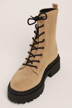 Style: Ankle BootsFabric: PuDiscover our full range of women's boots Chunky Lace Up Boots, Boots Chunky, Oasis Fashion, Pierced Jewelry, Fashion Face, Quick Delivery, Lace Up Boots, Women's Boots, Oasis