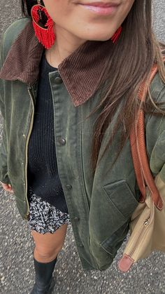 Blundstones Outfit, Barbour Jacket Outfit, Country Chic Outfits, Jacket Outfit Women, Cute Maternity Outfits, Stockholm Fashion, Outfit Inspo Fall