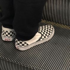 Aesthetic Vans Outfit, Tenis Aesthetic, Daily Life Aesthetic, Bad Reputation Duet, Aesthetic Vans, Like Us Series, Tennis Vans, Vans Checkerboard Slip On