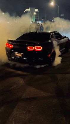 Car Takeover Aesthetic, Fast Car Aesthetic, Camaro Wallpaper, Klub Malam, Motos Yamaha, Camaro Car, Classy Cars