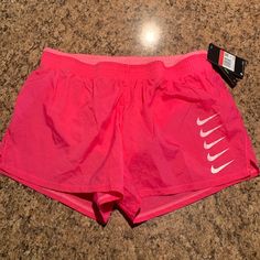 Nwt Nike Shorts Pink Large Standard Fit Swoosh White Running Shorts For Spring, Nike Athletic Shorts For Gym In Spring, Nike Athletic Shorts For Spring Gym Sessions, Nike Athletic Shorts For Spring With Moisture-wicking, Nike Moisture-wicking Bottoms For Spring, Nike Athletic Shorts With Moisture-wicking For Spring, Nike Moisture-wicking Spring Bottoms, Nike Training Shorts For Spring, Nike Athletic Shorts For Spring Workout