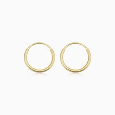 Easy Day Petite Hoops – Oradina Karat Sizes, Everyday Jewelry Gold, Petite Necklace, Bold Necklace, Easy Day, Evil Eye Pendant, Men Diamond Ring, Mens Pendant, Solid Gold Jewelry