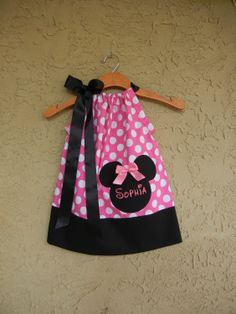 Monogrammed Minnie Mouse Polka Dot Pillowcase Dress - sizes 6m to 5T.....PERFECT for BIRTHDAYS, Disney Trips, or Pictures. $35.00, via Etsy. Tiny Dresses, Black Minnie Mouse, Fur Elise, Pillowcase Dresses, Mouse Dress, Photo Scan, Minnie Mouse Dress, Minnie Party, Minnie Mouse Birthday Party