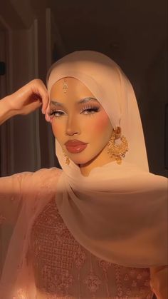 Desi Fits With Hijab, Prom Hijab Style, Hijab Styles Wedding, Hijabi Jewelry, Eid Hijab Styles, Hijab Style For Wedding, Women In Hijab