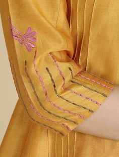 Mustard Suit, Suit Embroidery Designs, Kurta Women, Suit Embroidery, Kurti Sleeves Design, Embroidery Online, Embroidery On Kurtis, Trendy Shirt Designs