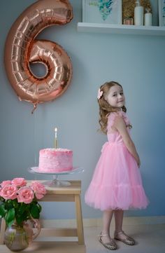 6th Birthday Girl Photoshooting, Birthday Zhest, 8th Birthday Photoshoot Ideas, Diy Christmas Yard Decorations, Cake Designs For Kids, Happy Birthday Decor, Party Photoshoot