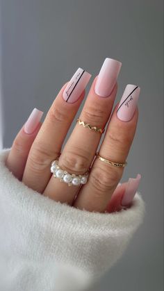 Discover 20+ Trendy Coffin Nails We Can't Get Enough Of This Year! Whether you love Girly Acrylic Nails or are looking for perfect Coffin Press On Nails, this collection has it all. From elegant Ballet Nails to bold Holiday Acrylic Nails, these designs will elevate your style. Try French Tip Acrylic Nails for a classic look or go for Gradient Nails to keep things fresh. If you prefer DIY, explore options with Acrylic Nail Tips and Nail Forms. Don't miss out on the latest trends in Manikur Kuk...