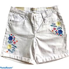 Nwt Size 4 Floral Embroidered “Bestie Shorts” White Jeans With Embroidered Flowers Classic 5-Pocket Style Cuffed Stretchy Shipped Fast Pet/Smoke Free Home! Casual Embroidered Shorts With Relaxed Fit, Casual Embroidered Relaxed Fit Shorts, Casual Embroidered Cotton Shorts, Casual Cotton Embroidered Shorts, White Cotton Bottoms With Floral Embroidery, White Cotton Shorts With Floral Embroidery, White Casual Shorts With Floral Embroidery, Casual White Shorts With Floral Embroidery, Casual Embroidered Shorts For Spring