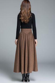 Brown Skirt Long, Wool Skirt Outfit, Skirt For Winter, Long Skirt Outfits For Summer, Long Wool Skirt, Warm Skirts, Skirt Winter, Mode Hijabi, Long Skirt Outfits