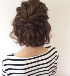 Easy Formal Hairstyles, Updo Styles, Up Dos For Medium Hair, Peinados Fáciles Para Cabello Corto, Short Hair Updo, Trending Hairstyles, Half Up Hair