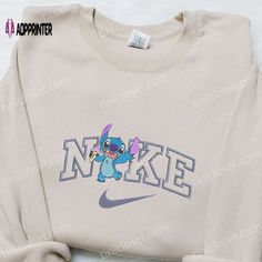 Introducing the Stitch Ice Cream x Nike Cartoon Embroidered Sweatshirt, a perfect fusion of comfort and style! Crafted with meticulous attention to detail, Disney Sweater Ideas, Mouse Candy, Cute Christmas Sweaters, Nike Cartoon, Tshirt Nike, Nike Inspired, Best Family Gifts, Cute Nike Outfits, Mike Wazowski