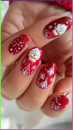 Ultimate Guide to Christmas Nail Art: Trends and Inspiration Christmas Nails Rudolph, Christmas Nail Designs Easy, Festive Christmas Nails, Holiday Manicure, Christmas Nails Diy, Hot Nail Designs, Candy Cane Nails, Christmas Gel, December Nails