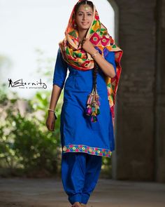 Indian Photoshoot, National Dress, Designer Party Wear Dresses, Designer Dresses Indian, Suit Accessories, Party Wear Dresses