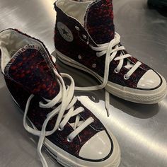 Never Worn Runs Big. All Chucks Run Big So If You’re An 8 Perfect Fit. Casual Converse Winter Sneakers, Casual Converse Sneakers For Fall, Casual Multicolor Winter Sneakers, Converse Red, Womens Converse, Converse Shoes, Chuck Taylor, Woman Colour, Chuck Taylors