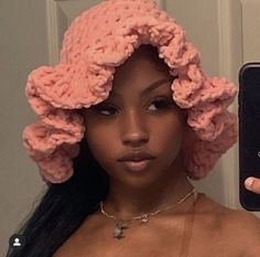 Hats Black, Crochet Inspo, Mode Inspiration, Crochet Hat, Crochet Fashion, Website Builder, Cute Crochet, Crochet Designs