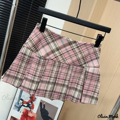 Olivia Mark - Vintage Checked High-Waisted Pleated Skirt with Plaid Design Pink Plaid Skirt, Skirt With Lace, Pink Frame, High Waisted Pleated Skirt, Plaid Pleated Skirt, Pink Frames, Plaid Skirt, Plaid Design, Pink Plaid