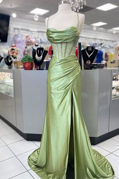 Sage Green Mermaid Prom Dress Beaded Corset, Lavender Prom Dresses, Prom Dress Trends, Structured Corset, Navy Blue Prom Dresses, Prom Dress Shoes, Black Homecoming Dress, White Homecoming Dresses, Royal Blue Prom Dresses