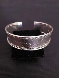 (eBay) MEN/WOMEN 925 STERLING SOLID SILVER CUFF BANGLE OPEN BRACELET ADJUSTABLE 7" Silver Cuff Bangle, Open Bracelet, Weaving Designs, Diamond Color Grade, Cuff Bangle Bracelet, Cuff Bangles, Silver Cuff, Diamond Clarity, Colored Diamonds