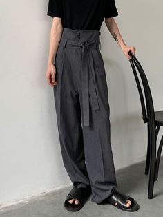 I really like this design it's really unique. Men High Waisted Pants, High Waisted Pants Men, Mens High Waisted Pants, Office Wear Women, High Heel Sneakers, Suit Pant, Hoodie Cardigan, Athletic Pants, Casual Streetwear