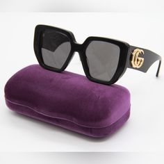 Brand: Gucci Model: Gg0956s Condition: New Gender: Women’s Color: 003 Frame Color: Black Frame Material: Acetate Lens Color: Black Lens Socket: 54 Mm Bridge Width: 19 Mm Temple Length: 145 Mm Made In Italy Item Includes: - Authentic Sunglasses - Certificate Of Authentic - Authentic Case, Bag - Cleaning Cloth We Guarantee That All Our Items Are 100% Authentic And Brand New. Luxury Black Gucci Sunglasses, Black Cat Eye Sunglasses, Red Sunglasses, Gucci Model, Gucci Eyewear, Pink Sunglasses, Brown Sunglasses, Gucci Models, Butterfly Sunglasses