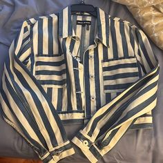 Nwt! Never Worn. Blue And White Denim Striped Jacket White Cropped Denim Outerwear, Casual White Cropped Denim Jacket, White Blazer And Jeans, Striped Denim Jacket, Blazer And Jeans, Polka Dot Jeans, Cream Jeans, Fitted Blazer Jacket, Striped Denim