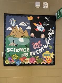 Science School Board, Ms Frizzle Bulletin Board, Science Theme Bulletin Boards, Bulletin Board Science Ideas, Physical Science Bulletin Board Ideas, Physical Science Bulletin Boards, Classroom Displays Science, Science Classroom Wall Decorations, Classroom Decor Science Theme