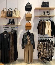 Clothing Shop Interiors, Fashion Store Display, Store Display Design, Retail Interior Design