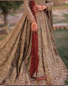 Nikah Dresses, Asian Wedding Dress Pakistani, Insta Reel, Wedding Reception Outfit, Wedding Glam, Nikah Dress, Walima Dress, Red Bridal Dress, Shadi Dresses