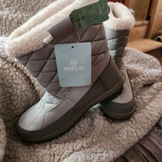 Magellan Snow Boots Gray Faux Fur Waterproof Magellan Shoes, Snow Boots, Bootie Boots, Faux Fur, Ankle Boots, Size 7, Women Shoes, Boots, Grey