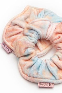 Our Kitsch Towel Scrunchies are luxuriously soft & absorbent scrunchies that keep your hair back after the shower while drying your hair! These scrunchies accommodate all hair lengths while providing comfort during your post-shower routines. Benefits: • Highly absorbent microfiber material • Helps reduce heat drying time • Oversized design absorbs even more moisture • Soft microfiber material is gentle on all hair types • Helps tame frizz & reduce hair breakage • Perfect for wet hair on the go – Microfiber Towel Hair, Towel Scrunchie, Sunset Tie Dye, Heatless Hairstyles, Hair Back, Hair Towel, Shower Routine, Hair Breakage, Frizz Free