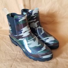 Awesome Camouflage Rain Boots By Seven7. Elastic Insets For Easy On/Off. Thick, Treaded Soles For Stability. Waterproof. Size 10. New Without Tags....Only Tried On In House. Winter Rain, On Off, Black Green, Rain Boots, Camouflage, Camo, Size 10, Women Shoes, Elastic