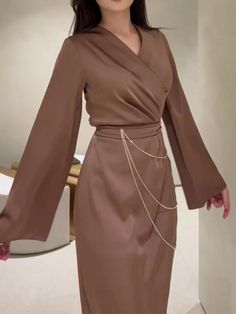 Olivia Mark - Long Maxi Dress with Cinched Waist Engagement Party Dresses, Strapless Evening Gowns, Maxi Dresses Fall, Faux Leather Dress, Neck Bodycon Dress, Linen Maxi Dress, Crewneck Dress, Strappy Dresses, Waist Circumference