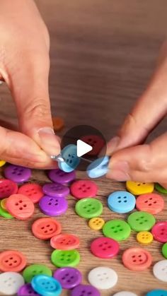 636K likes, 1,357 comments - 5.min.crafts on July 7, 2024: "Sewing hacks for beginners and pros! 🧵 #sewinghacks #sewistsofinstagram #sewingtips". Hand Sewing Crafts For Beginners, Easy Quilt Ideas For Beginners, Easy Sewing Crafts For Beginners, Sewing Hacks For Beginners, Sewing Tips And Tricks Videos, Quick Sewing Projects Gift, Small Hand Sewing Projects, New Crafts For 2024, How To Sew By Hand