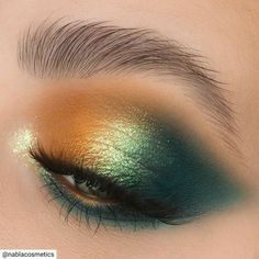 Eyeliner Colorful, Matte Make Up, Nabla Cosmetics, Make Up Designs, Eye Makeup Designs, Makijaż Smokey Eye, Colorful Eye Makeup, Makeup Eye Looks, Creative Eye Makeup