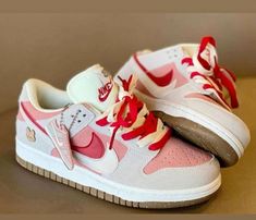 Buy Nike Shoes, Nike Fashion Shoes, Nike Shoes Girls, Mode Zara, Kicks Shoes, Jordan Shoes Retro