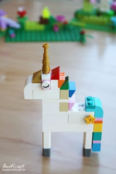 a toy horse made out of lego blocks