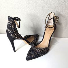 I.N.C. Kinlee Black Lace Style Pumps With Pointed Toe. New In Box Condition Size 8.5. Beautiful Neutral Heels For Any Occasion! Neutral Heels, Pointy Heels, Kitten Heel Pumps, Silver Shoes, Stiletto Pumps, Distressed Black Jeans, Lace Fashion, Ankle Strap Heels, Two Piece Dress