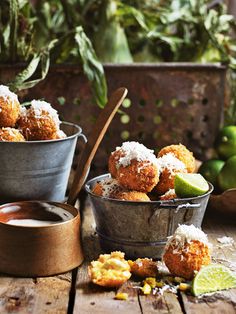 some food that is in bowls on a table