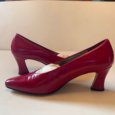 Caressa Crosstown Collection Flares Heel, Soft Red Leather Pump. New Never Worn, Excellent Condition. With The Exception Of A Few Nicks On The Inside Of The Shoe. 81/2 Narrow Soft Red, Leather Pumps, Red Leather, Shoes Women Heels, Kitten Heels, Shoes Heels, Pumps, Women Shoes, Heels